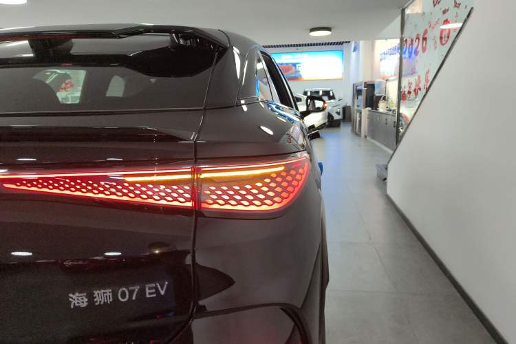 Used BYD Sealion 07 EV 2024 610 Long-Range Version Exterior 6