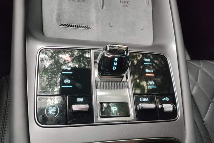 Used BYD Sealion 07 EV 2024 610 Long-Range Version Gear Lever