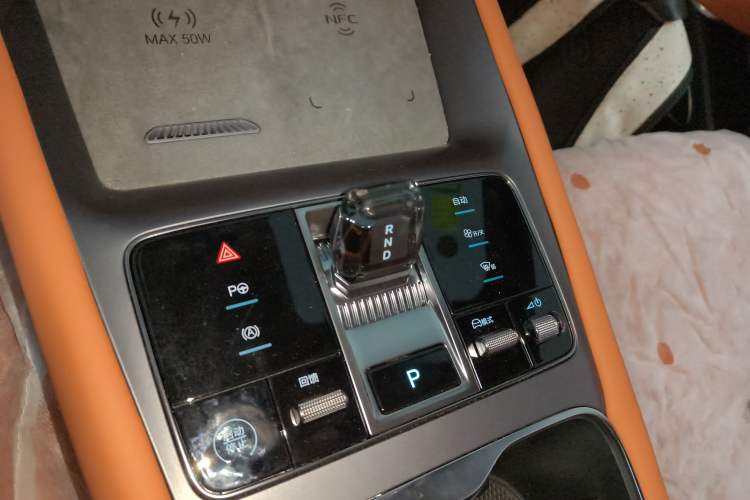 Used BYD Sealion 07 EV 2024 610 Long-Range Version Gear Lever