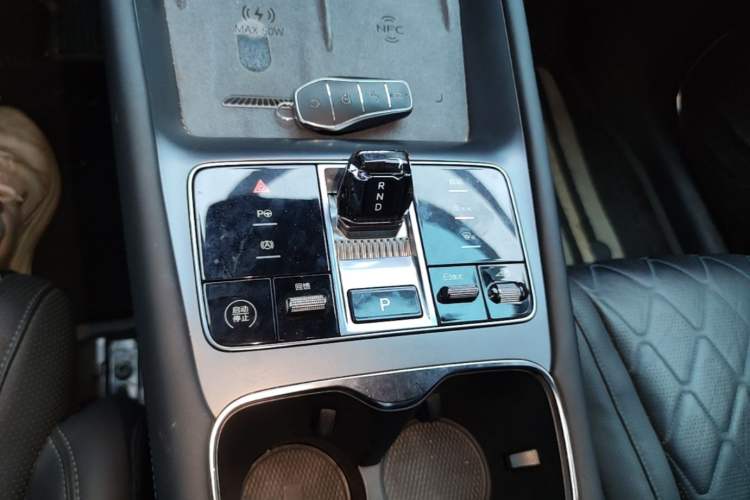 Used BYD Sealion 07 EV 2024 610 Zhihang Edition Gear Lever