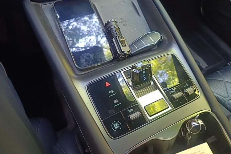 Used BYD Sealion 07 EV 2024 610 Zhihang Edition Gear Lever