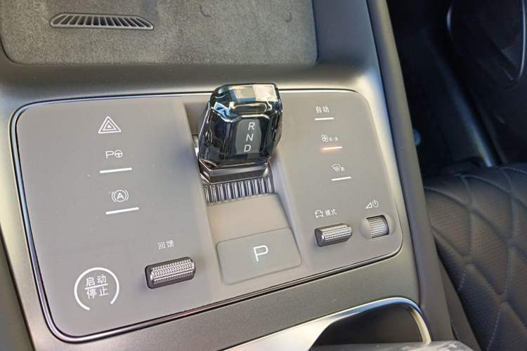Used BYD Sealion 07 EV 2024 610 Zhihang Edition Gear Lever