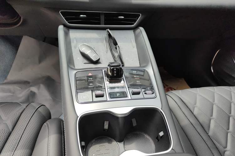 Used BYD Sealion 07 EV 2024 610 Long-Range Version Gear Lever