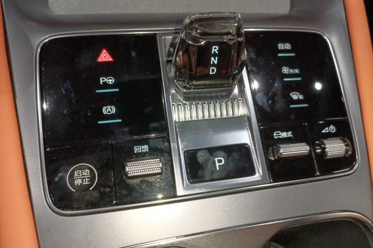 Used BYD Sealion 07 EV 2024 610 Long-Range Version Gear Lever