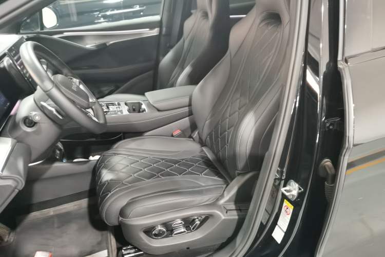 Used BYD Sealion 07 EV 2024 610 Zhihang Edition Left Front Seat