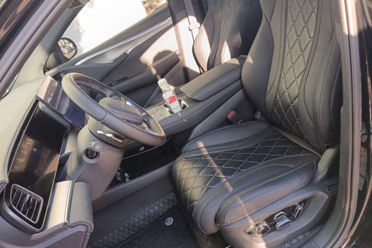 Used BYD Sealion 07 EV 2024 610 Zhihang Edition Left Front Seat