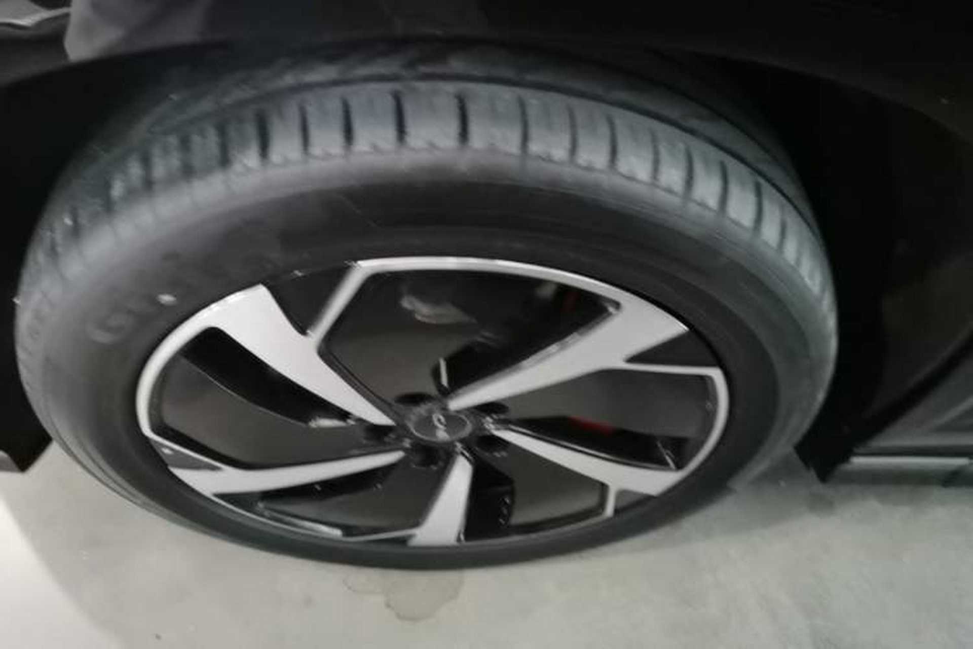 Used BYD Sealion 07 EV 2024 610 Long-Range Version Left Front Wheel Hub