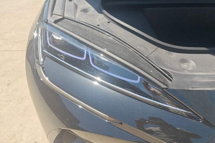 Used BYD Sealion 07 EV 2024 610 Zhihang Edition Right Front Headlight