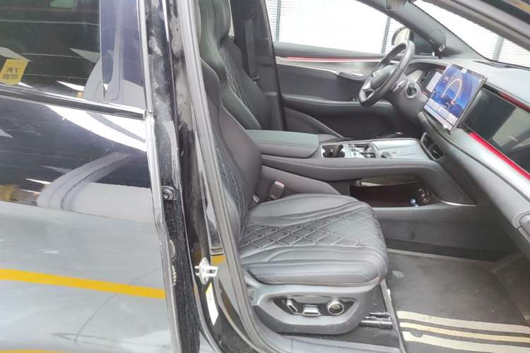 Used BYD Sealion 07 EV 2024 610 Zhihang Edition Right Front Seat