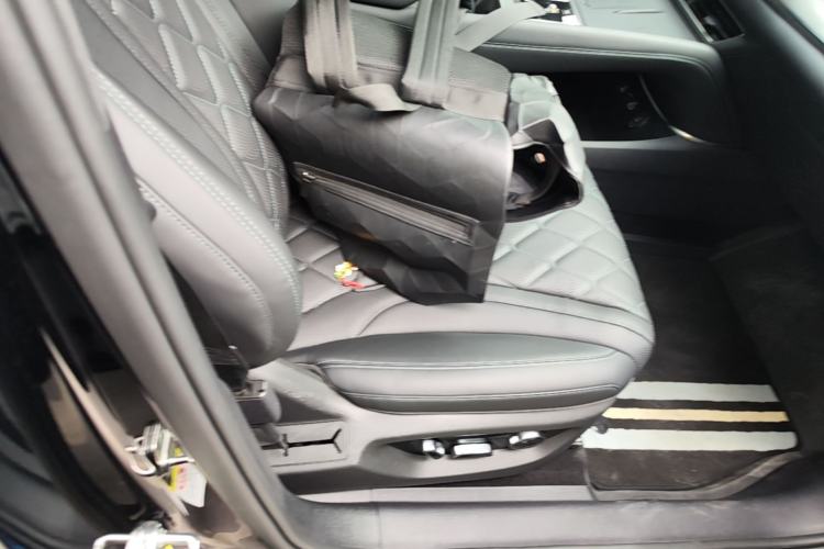 Used BYD Sealion 07 EV 2024 610 Long-Range Version Right Front Seat