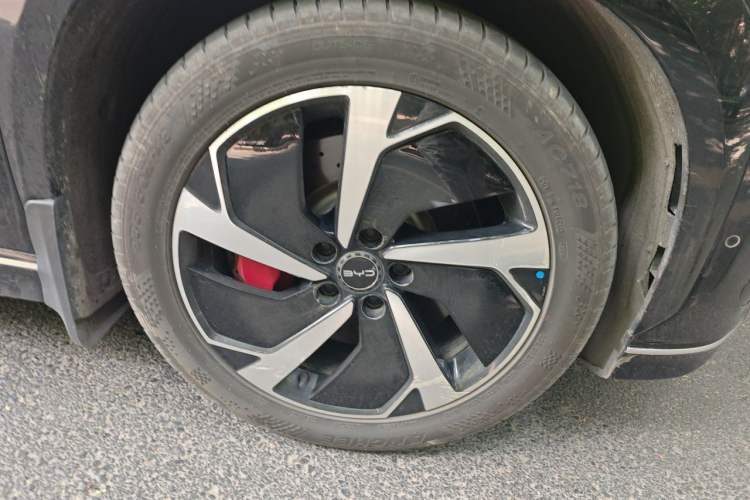 Used BYD Sealion 07 EV 2024 610 Long-Range Version Right Front Wheel Hub