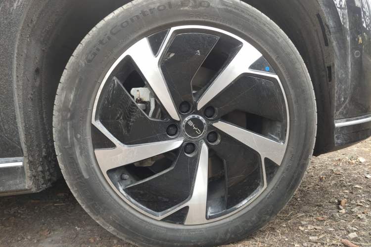 Used BYD Sealion 07 EV 2024 550 Standard Edition Right Front Wheel Hub