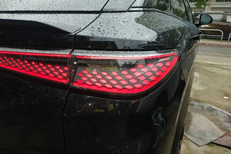 Used BYD Sealion 07 EV 2024 610 Long-Range Version Right Rear Taillight