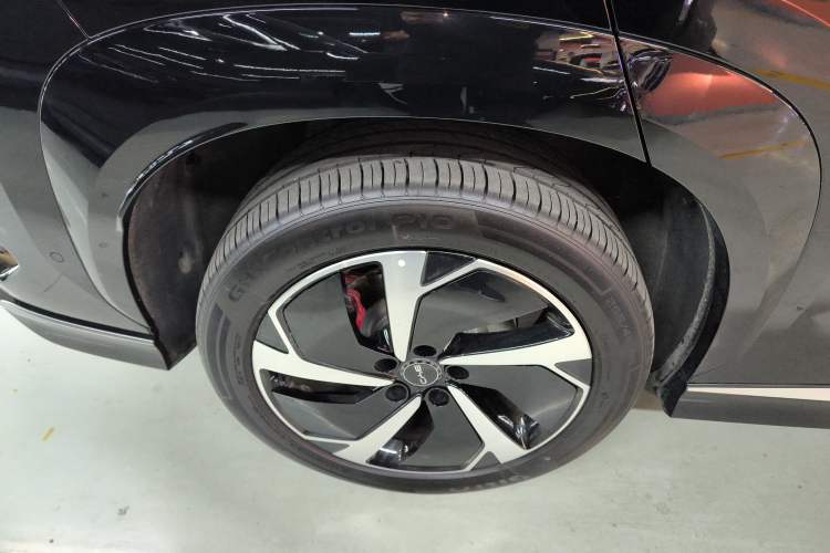 Used BYD Sealion 07 EV 2024 610 Long-Range Version Right Rear Wheel Hub