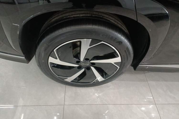 Used BYD Sealion 07 EV 2024 610 Long-Range Version Right Rear Wheel Hub