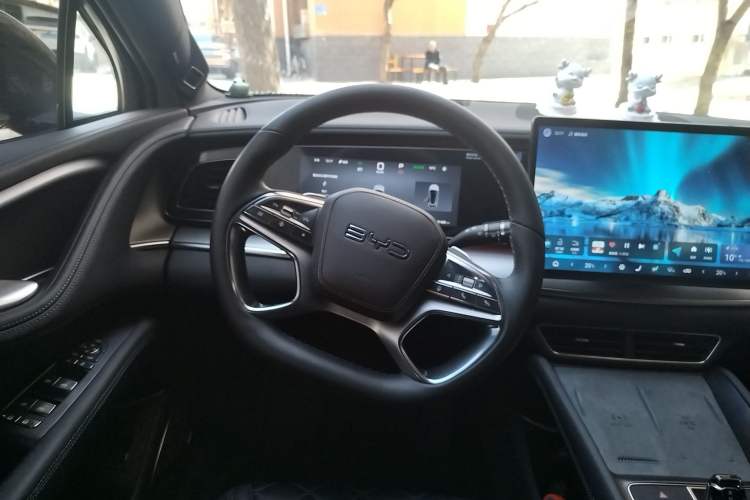 Used BYD Sealion 07 EV 2024 610 Zhihang Edition Steering Wheel