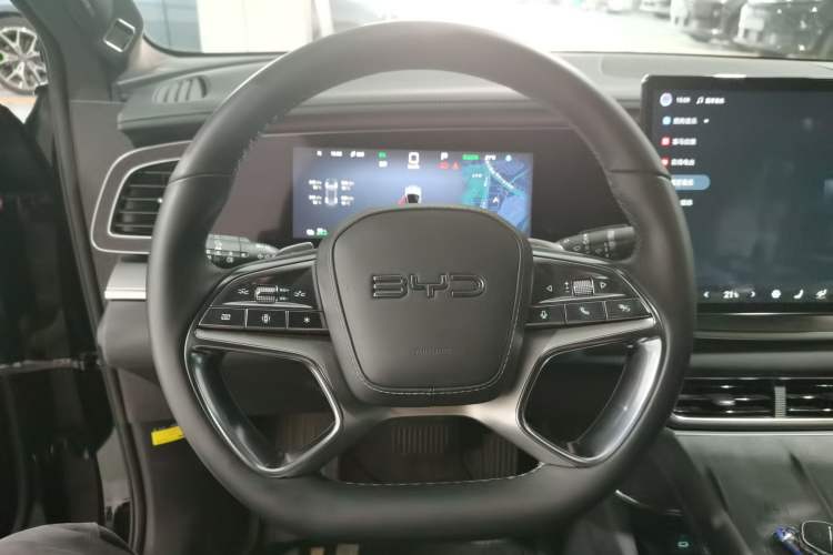 Used BYD Sealion 07 EV 2024 610 Zhihang Edition Steering Wheel