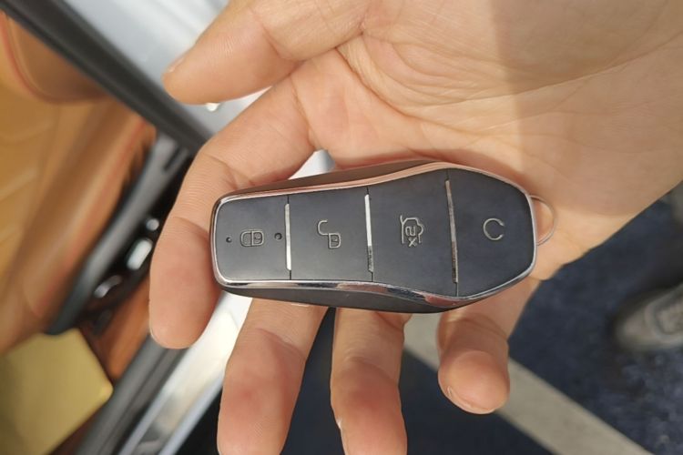 Used BYD Sealion 07 EV 2024 610 Zhihang Edition Vehicle Key