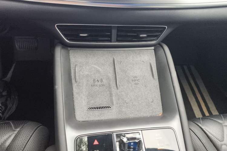 Used BYD Sealion 07 EV 2024 550 All-Wheel-Drive Smart Navigation Version Audio And AC Panel