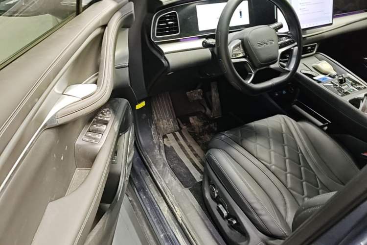 Used BYD Sealion 07 EV 2024 610 Long-Range Version Driver Seat