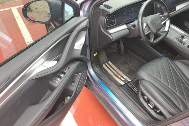 Used BYD Sealion 07 EV 2024 610 Long-Range Version Driver Seat