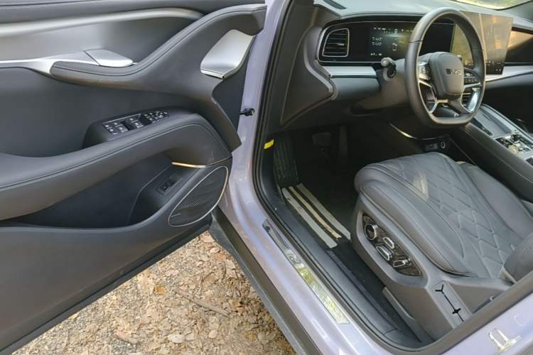 Used BYD Sealion 07 EV 2024 610 Long-Range Version Driver Seat