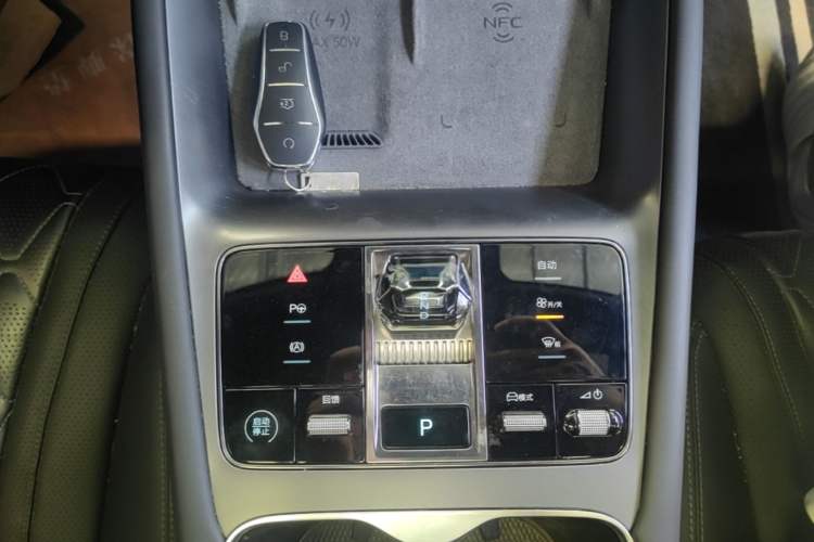 Used BYD Sealion 07 EV 2024 610 Zhihang Edition Gear Lever