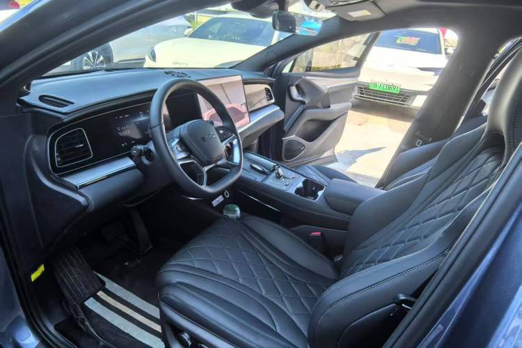 Used BYD Sealion 07 EV 2024 610 Long-Range Version Interior 4