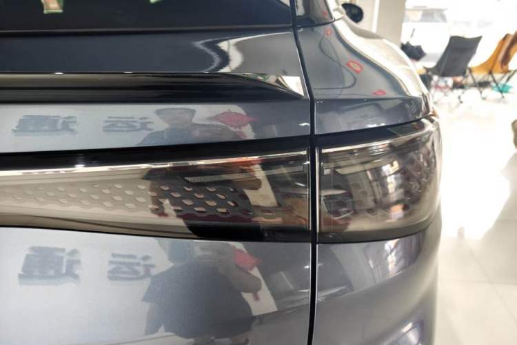 Used BYD Sealion 07 EV 2024 610 Zhihang Edition Right Rear Taillight