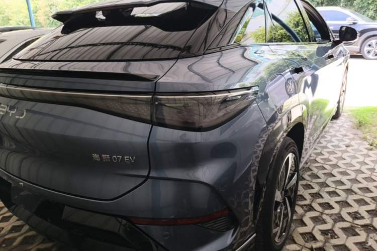 Used BYD Sealion 07 EV 2024 610 Zhihang Edition Right Rear Taillight