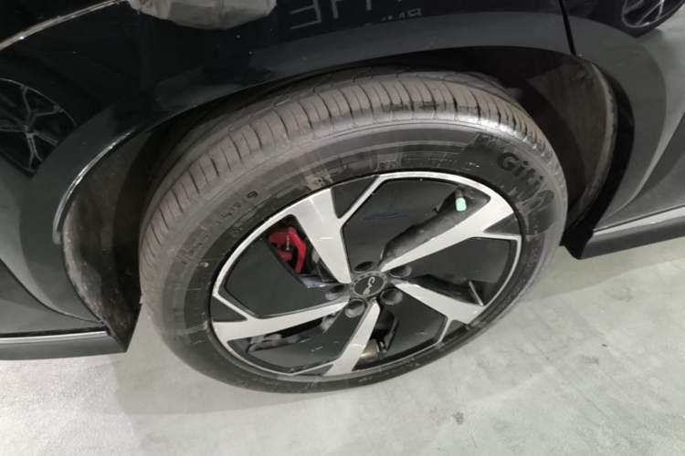 Used BYD Sealion 07 EV 2024 610 Long-Range Version Right Rear Wheel Hub