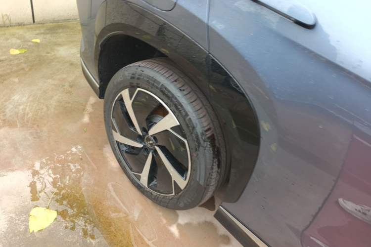 Used BYD Sealion 07 EV 2024 610 Long-Range Version Right Rear Wheel Hub