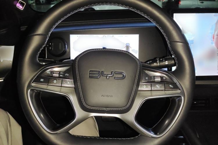 Used BYD Sealion 07 EV 2024 610 Zhihang Edition Steering Wheel