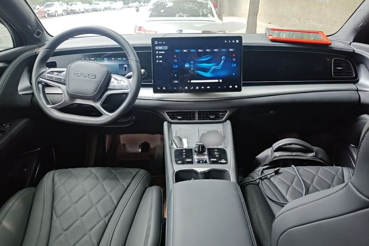Used BYD Sealion 07 EV 2024 610 Long-Range Version Center Console