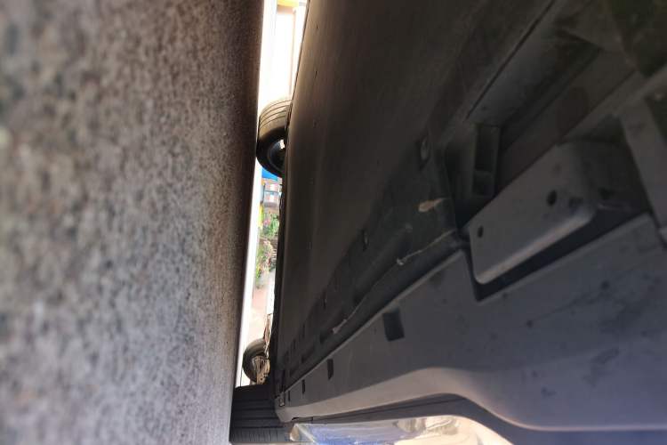 Used BYD Sealion 07 EV 2024 610 Zhihang Edition Chassis Front Left