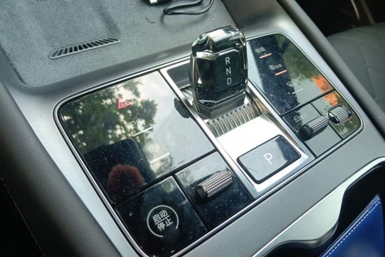 Used BYD Sealion 07 EV 2024 610 Long-Range Version Gear Lever