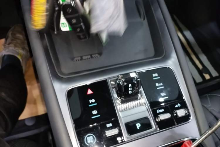 Used BYD Sealion 07 EV 2024 610 Long-Range Version Gear Lever
