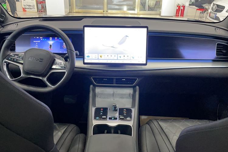 Used BYD Sealion 07 EV 2024 610 Zhihang Edition Interior 2