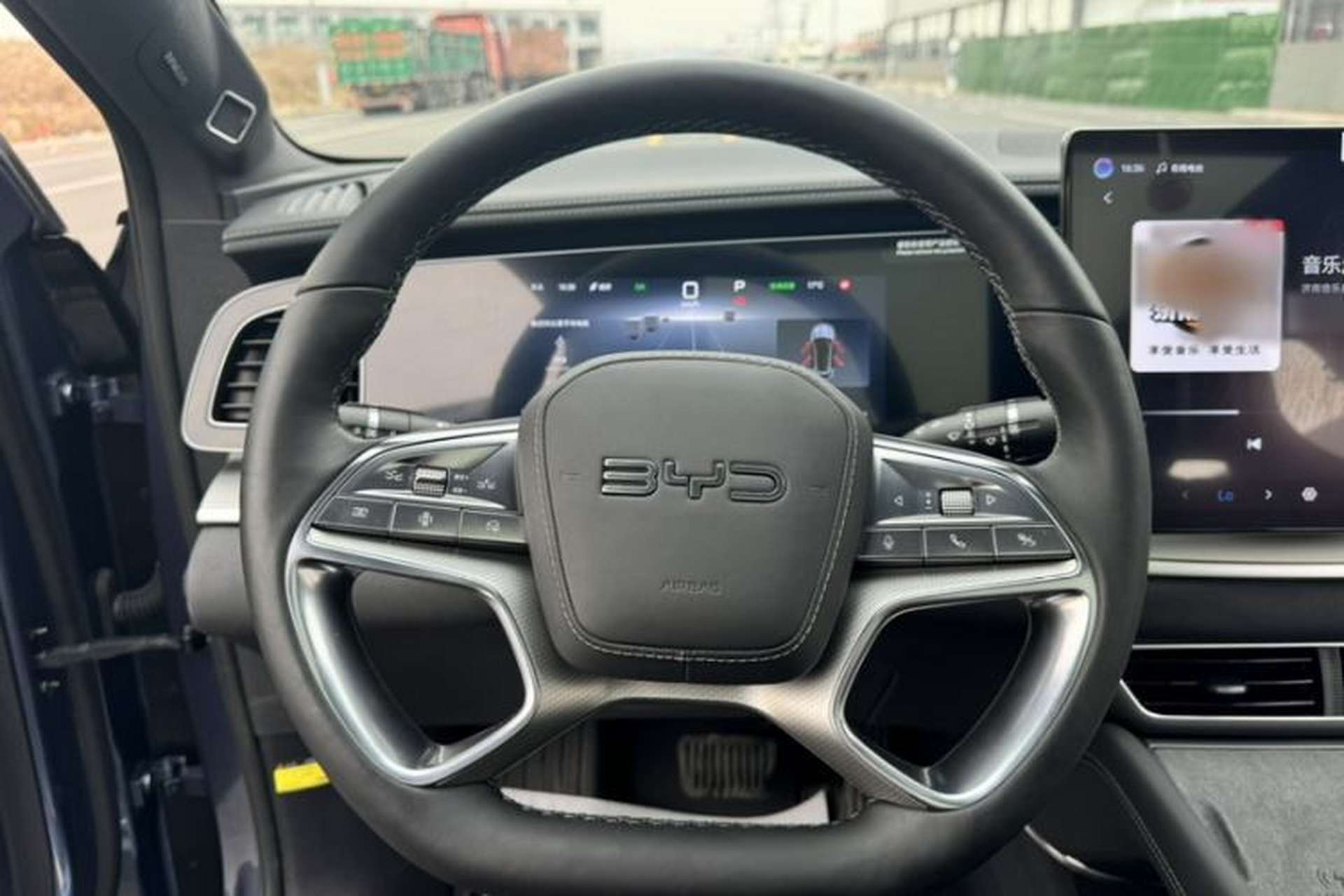 Used BYD Sealion 07 EV 2024 610 Long-Range Version Interior 4