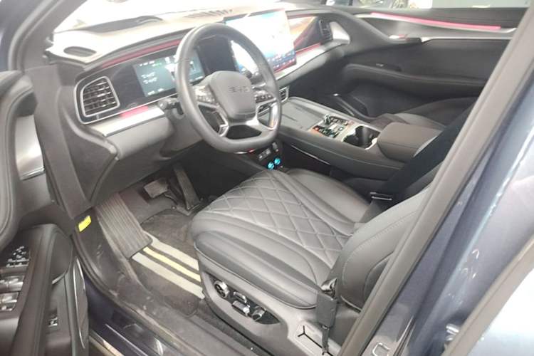 Used BYD Sealion 07 EV 2024 610 Zhihang Edition Left Front Seat