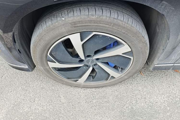 Used BYD Sealion 07 EV 2024 610 Long-Range Version Left Front Wheel Hub