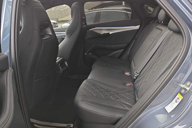 Used BYD Sealion 07 EV 2024 610 Long-Range Version Left Rear Seat