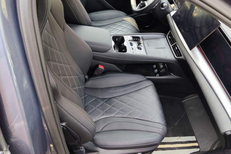 Used BYD Sealion 07 EV 2024 610 Zhihang Edition Right Front Seat