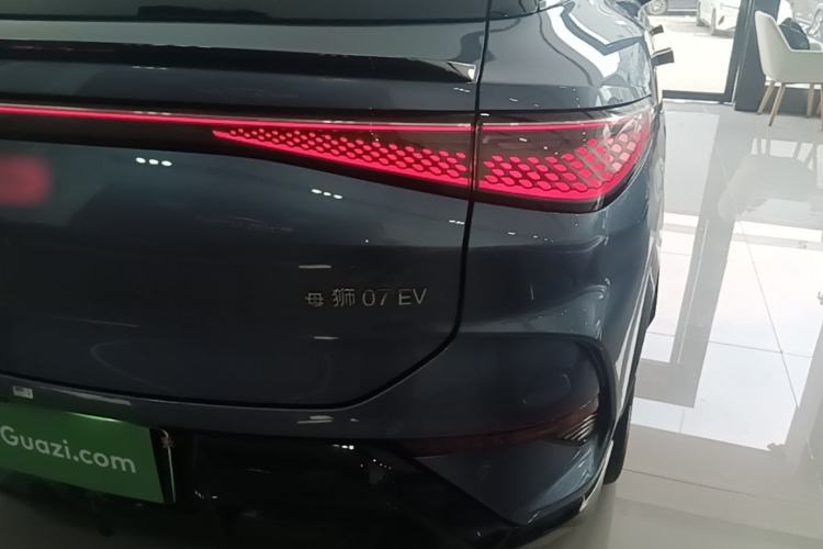 Used BYD Sealion 07 EV 2024 610 Zhihang Edition Right Rear Taillight