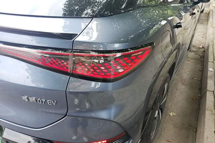 Used BYD Sealion 07 EV 2024 610 Long-Range Version Right Rear Taillight