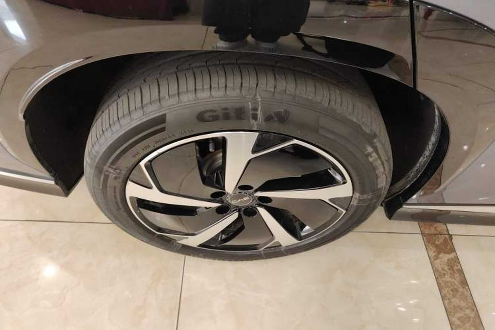 Used BYD Sealion 07 EV 2024 610 Long-Range Version Right Rear Wheel Hub