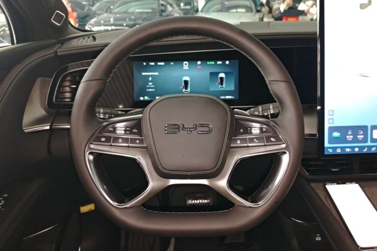 Used BYD Sealion 07 EV 2024 610 Zhihang Edition Steering Wheel