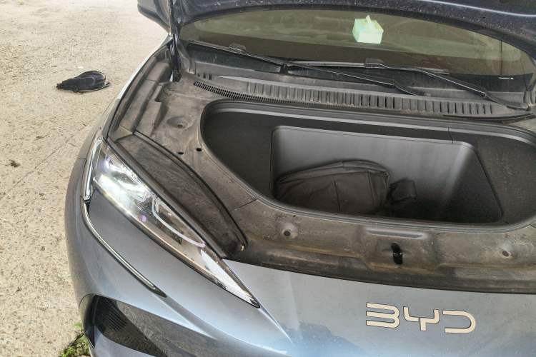 Used BYD Sealion 07 EV 2024 610 Long-Range Version Engine Bay Right
