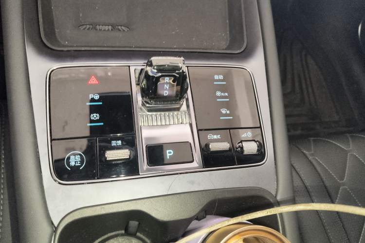 Used BYD Sealion 07 EV 2024 610 Long-Range Version Gear Lever