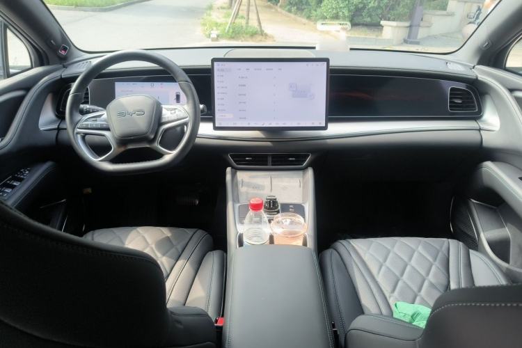 Used BYD Sealion 07 EV 2024 610 Long-Range Version Center Console